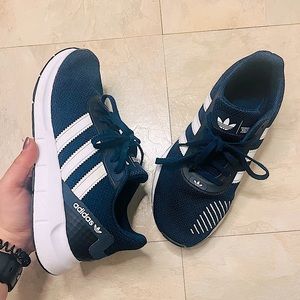 ‼️SALE‼️ Navy Blue Adidas Unisex Sneaker